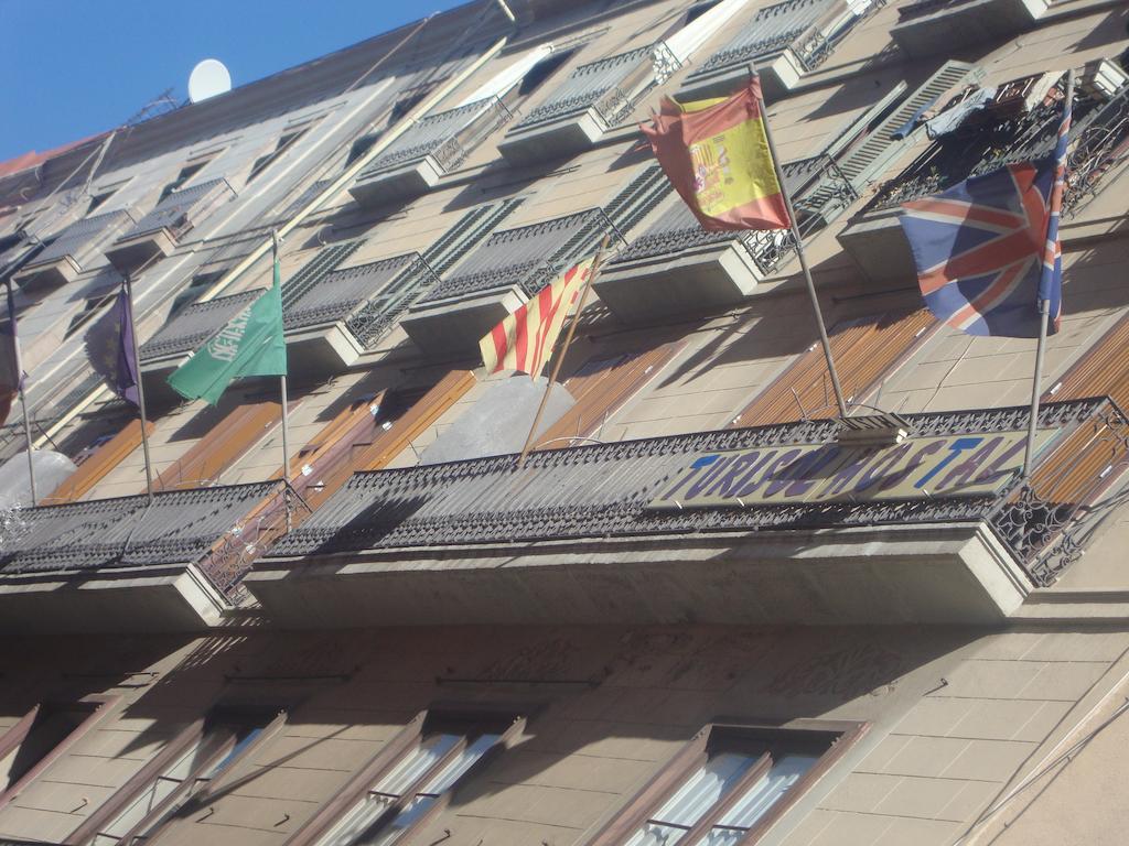 Hostel Turisol Барселона Екстериор снимка